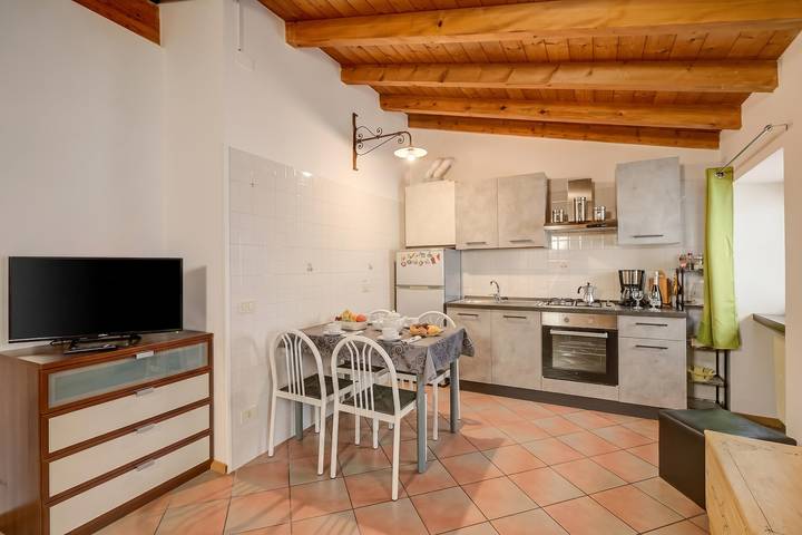 Ganze Wohnung, Casa Arx - Apt with Ac & Parking in Arco, Gardasee-Berge