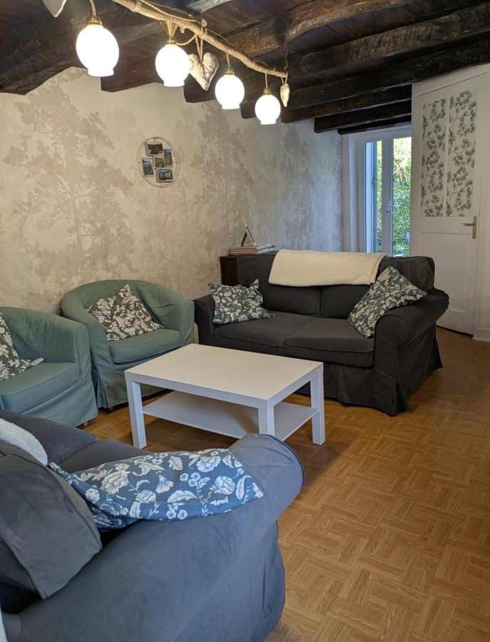 Location de vacances pour 6 personnes, avec jardin et vue dans Tenay - 3