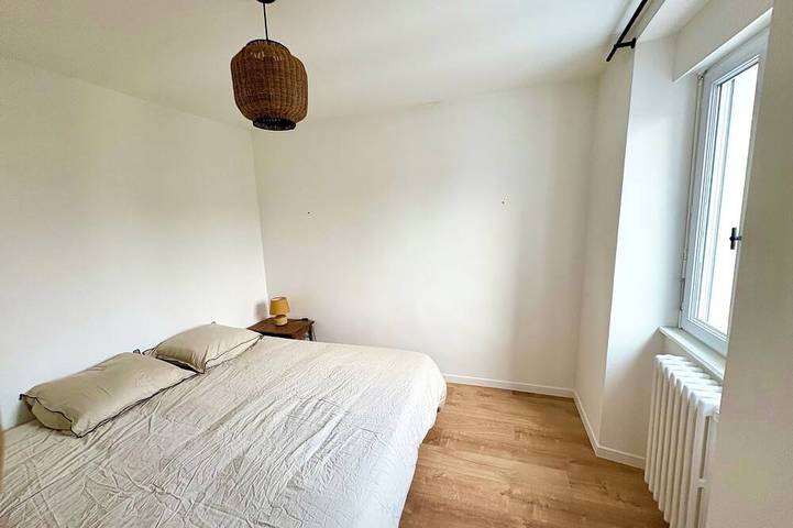Appartement entier, Grand duplex avec jardin en centre-ville d'Auray in Auray, Côte des Mégalithes