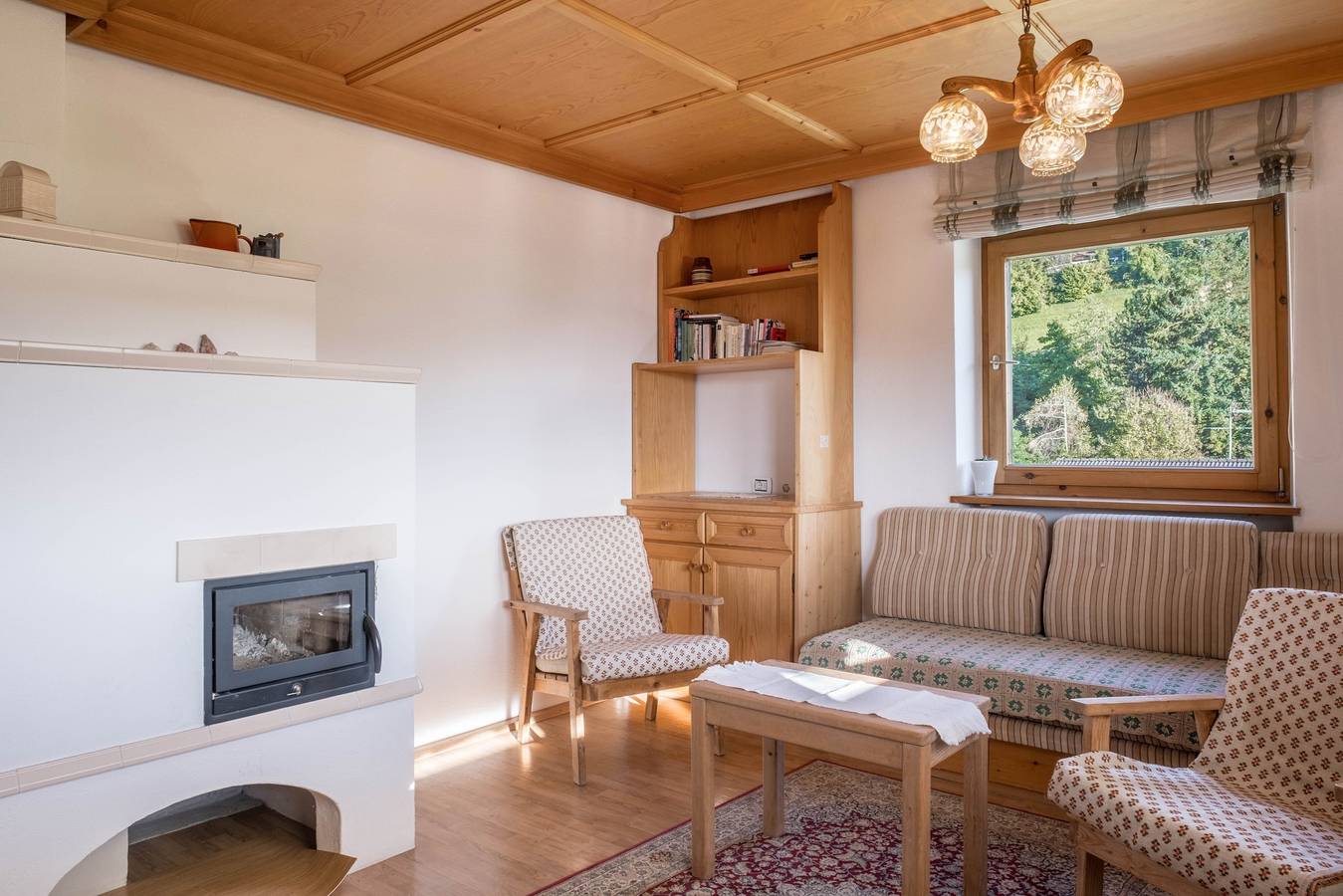 Ganze Wohnung, Ferienwohnung "Schlern" in landschaftlich reizvoller Umgebung mit Bergblick & Garten in St. Anton (Völs am Schlern), Völs am Schlern