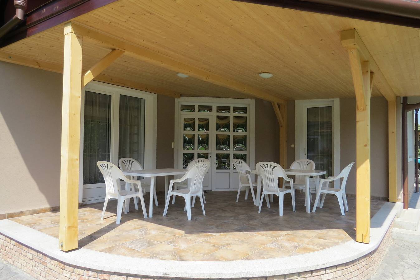 Ganze Ferienwohnung, 3 fös apartman in Balatonlelle, Plattensee Südufer