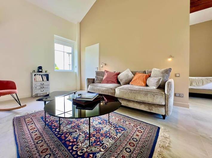 Gîte pour 4 personnes, avec terrasse et jardin à Rémi