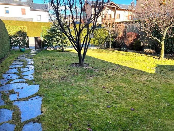 Townhouse 2 rooms, Great Garden, Fireplace, Views & Wi-Fi in Osséja, Parc naturel régional des Pyrénées catalanes