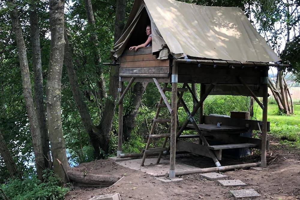 Cabane & Canoë bord de marne in Saint-Jean-les-Deux-Jumeaux, Seine-et-Marne
