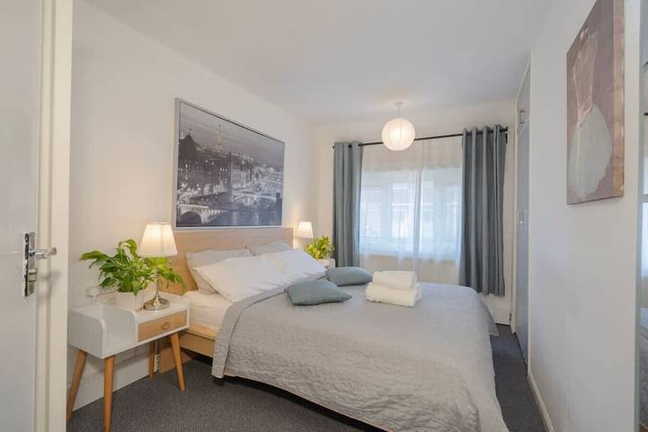 Birmingham 4-Bed House · 3 min Walk to Icc in Birmingham, Birmingham Area