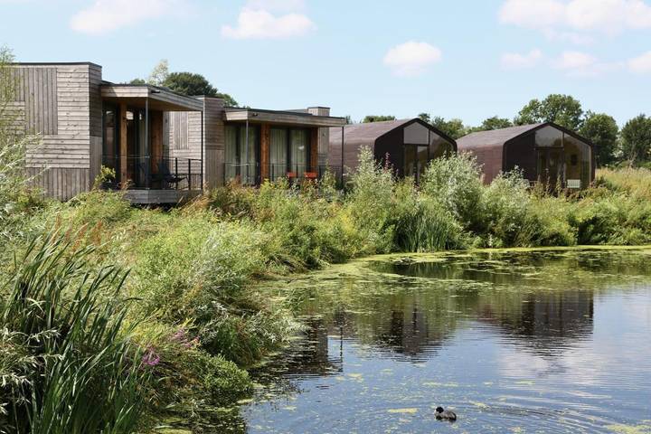 Hotel voor 2 personen, with Terras and Whirlpool as well as Tuin and Zwembad in Amsterdam