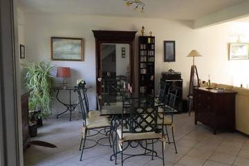 Gîte pour 6 personnes, avec jardin et balcon, animaux acceptés à Fermanville