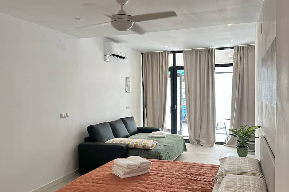 Apartamento entero, Loft A /Apt. Completo/Cocina+Baño Privado/Wifi in El Barrio, Alicante