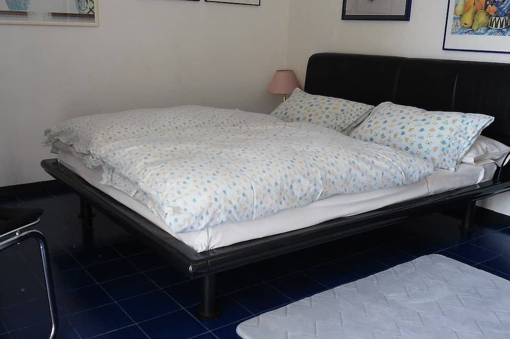 Geheel appartement, Appartement op het platteland met uitzicht op het meer in de \"Residence van de Pasha\" in Oggebbio, Gemeente Oggebbio