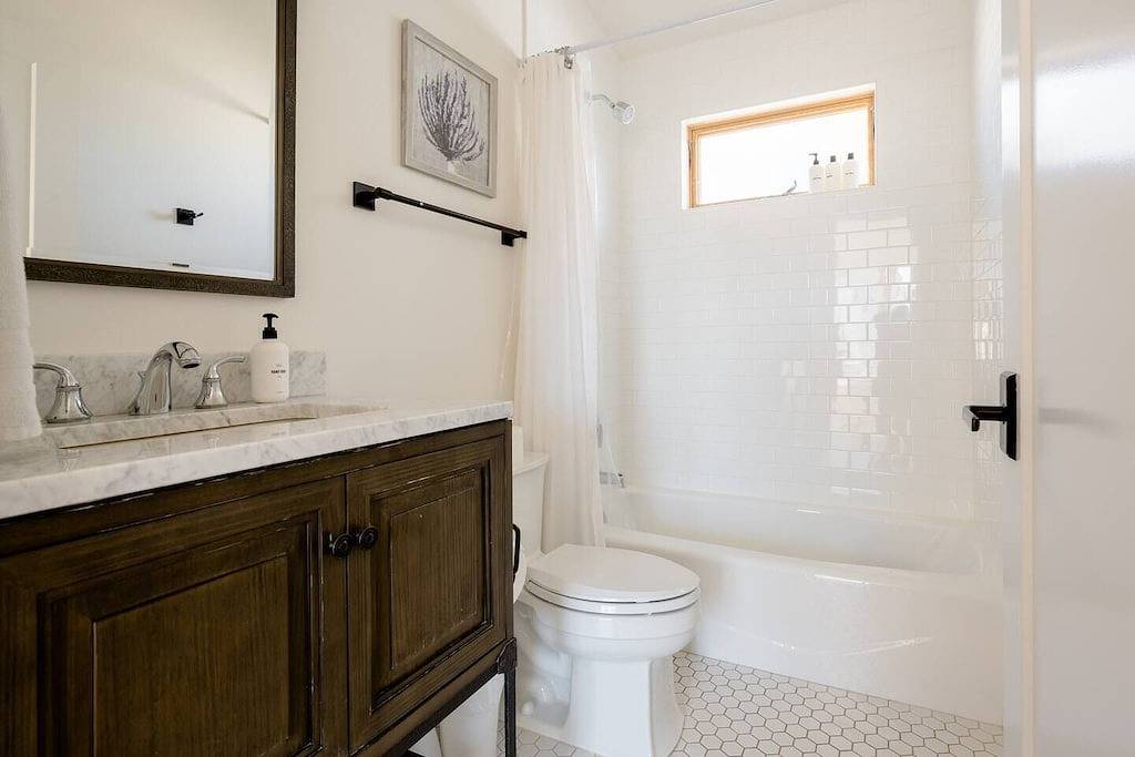 Surf House, Walk to the Santa Cruz Beach Boardwalk in Seabright, Santa Cruz