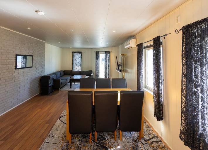 Gîte pour 6 personnes, avec terrasse dans Svolvær - 4