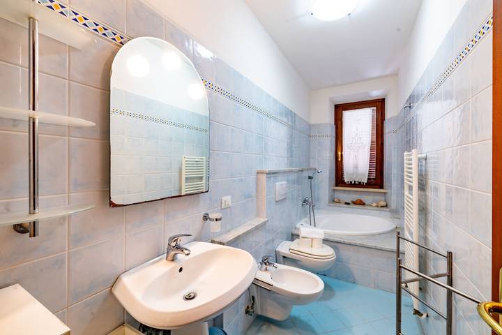 Ferienwohnung für 2 Personen, mit Balkon und Garten sowie Pool, kinderfreundlich - 1