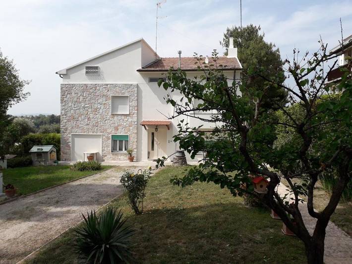 B&b per 2 persone, con Terrazza e Giardino nonché Panorama a Sirolo