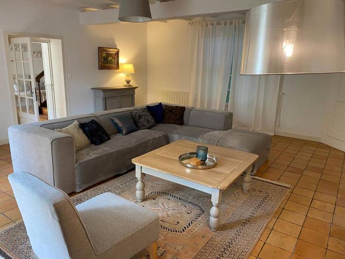 Location de vacances pour 8 personnes, avec jardin et piscine à Thairé - 4