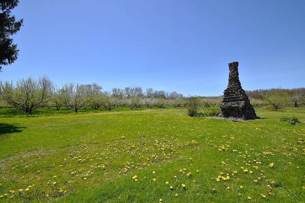Morning Glory Cottage at Blue Jay Orchard in Geauga County