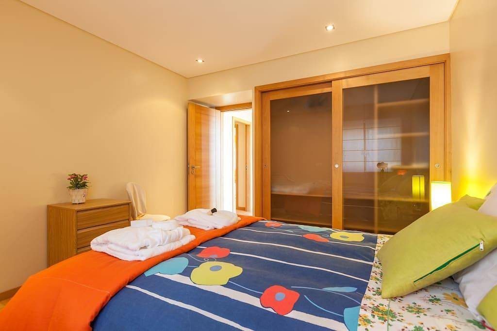 Geheel vakantieappartement, Flat "Just Above the Sea in Moledo, Distrito de Viana do Castelo