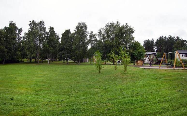 Gîte pour 2 personnes, avec sauna et jacuzzi ainsi que jardin et terrasse à Umea - 2