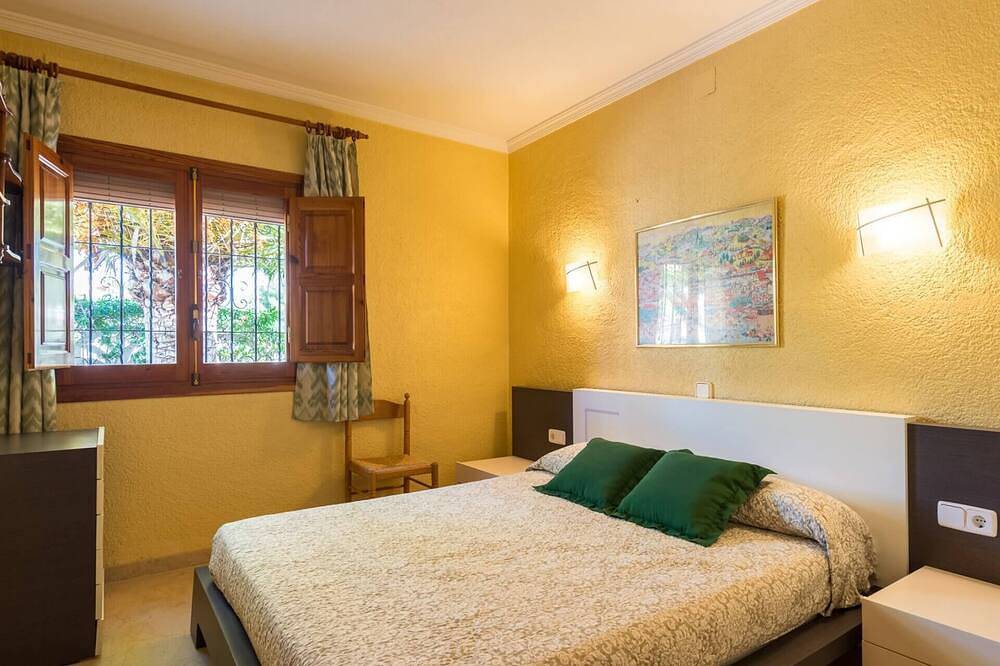 Villa Llobell - Plusholidays in Teulada (Spain), Costa Blanca