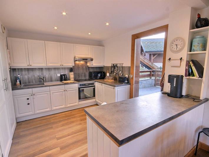 Gîte pour 12 personnes, avec terrasse, animaux acceptés à Peisey-Nancroix - 4