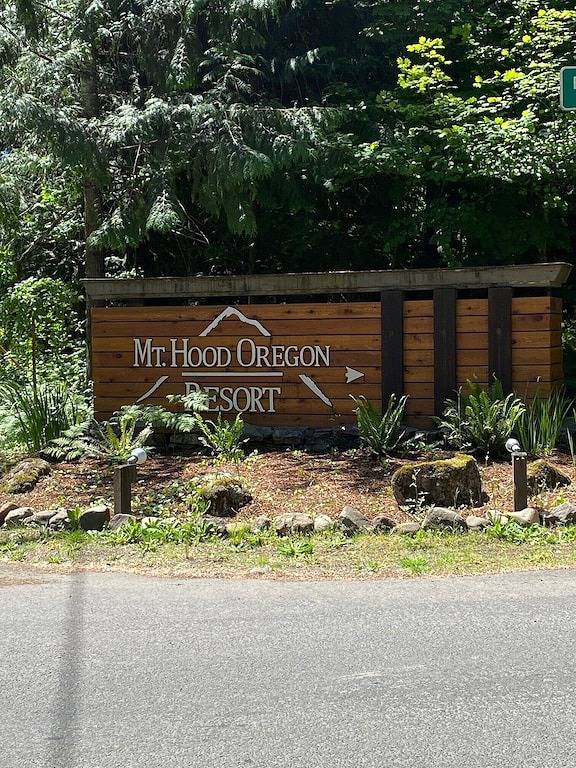 Vacation rental for 6 people, with hot tub and yard in Mount Hood