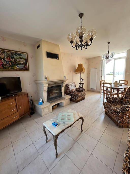 Location de vacances pour 5 personnes, avec terrasse et jardin dans Lye - 4