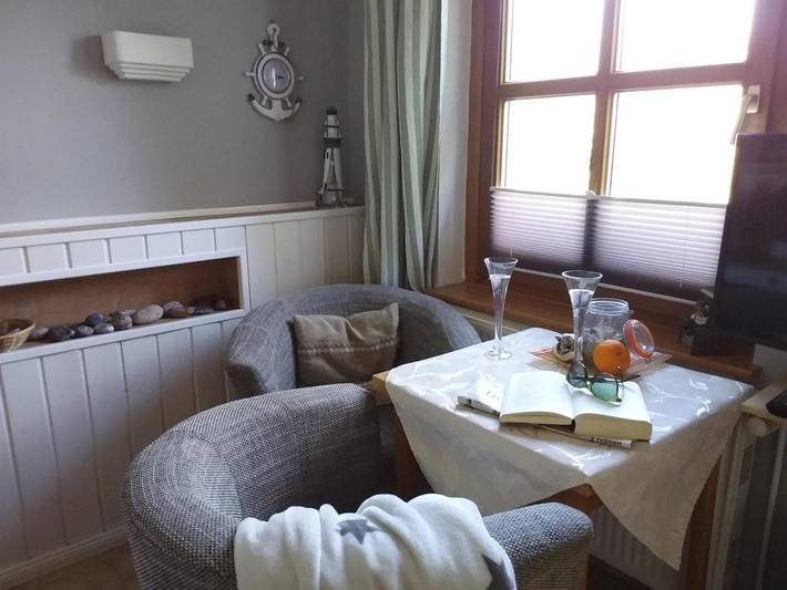 Ferienhaus für 2 Personen, mit Terrasse und Garten sowie Ausblick in Sassnitz - 2