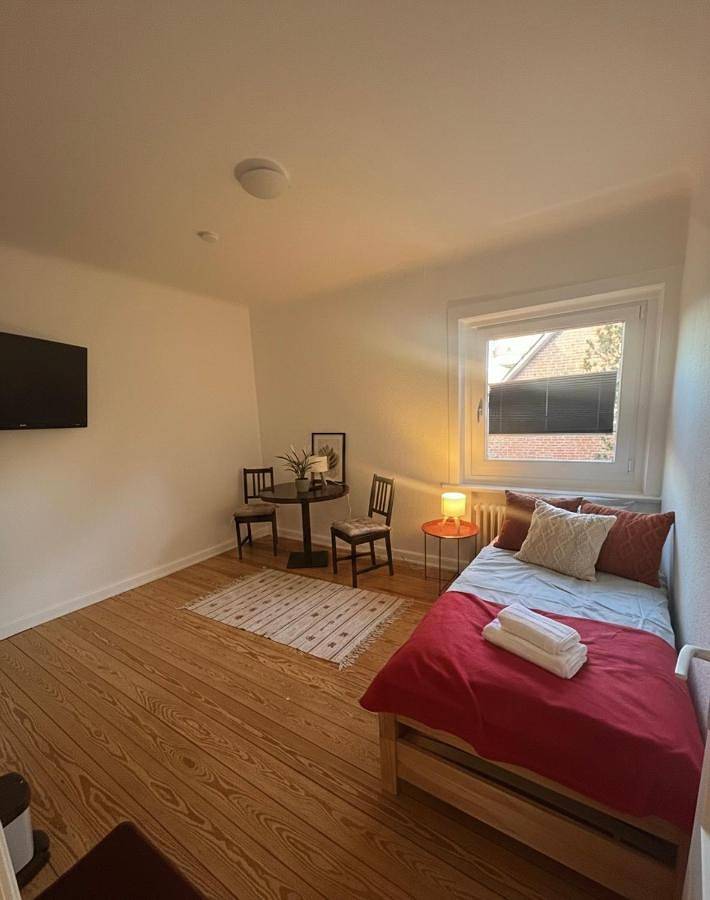 Ferienhaus für 2 Personen, mit Terrasse und Garten in Wedel - 3