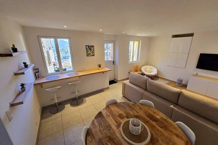 Location de vacances pour 8 personnes à Aspremont