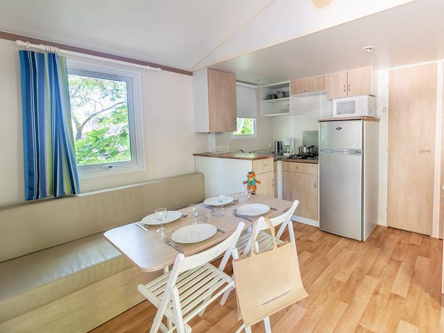 Camping Les Routes de Provence - Ciela Village - Mobilheim 4 personen - Ciela Confort - 2 Zimmer in Forcalquier, Regionaler Naturpark Luberon