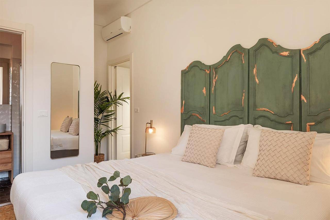 Ensemble rooms di Vayadù in Alassio, Riviera di Ponente