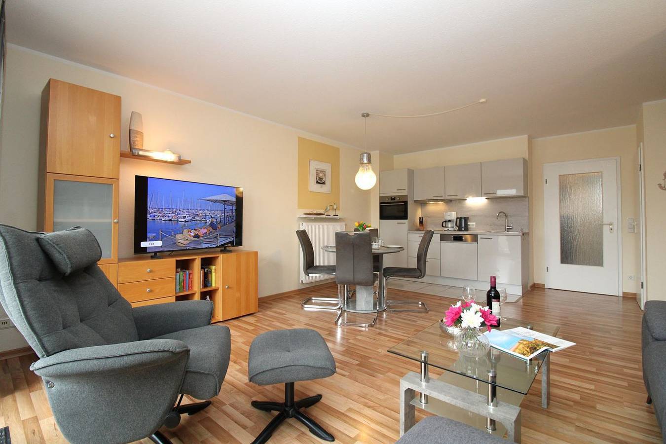Appartement entier, Haus Eichsfeldia We 8: strandnah (2 Min.), sonnige und freundliche 2-Zimmer-Fewo in Ostseebad Kühlungsborn, Kühlungsborn