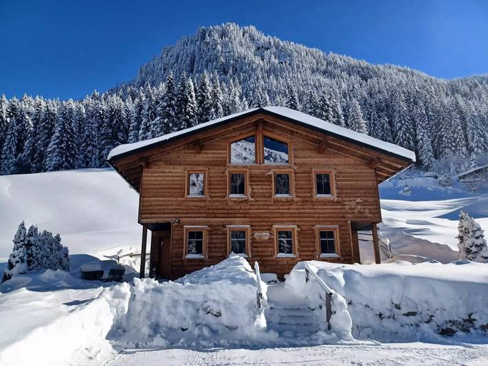 Ferienwohnung für 5 Personen, mit Terrasse und Sauna im Montafon