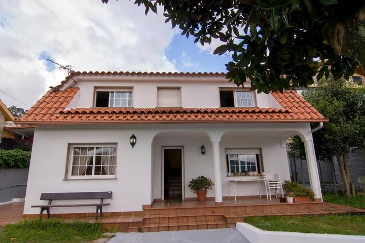 Casa de vacaciones para 9 personas, con vistas y jardín, Se admiten mascotas - 1