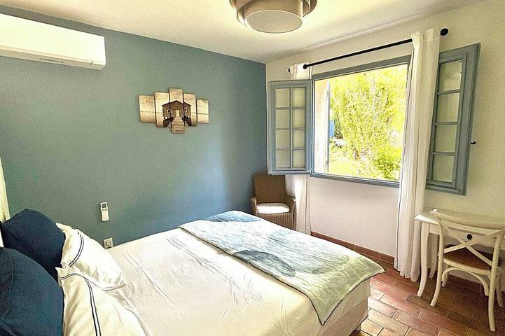 Location de vacances pour 15 personnes, avec jardin à Lagnes - 4