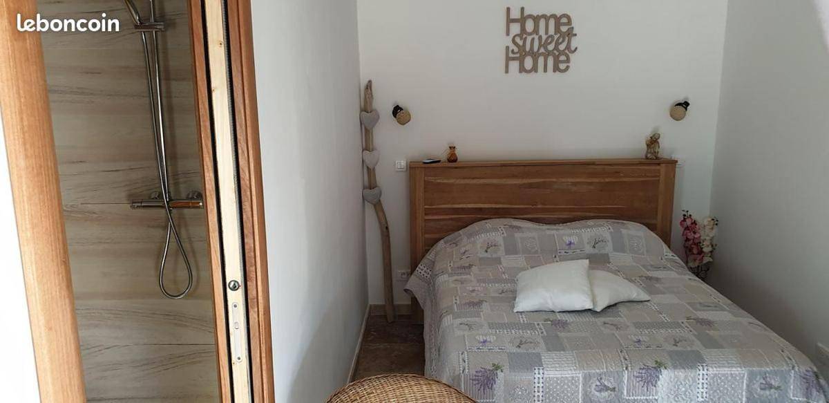 Chambre indépendante avec jardin privatif in La Londe-les-Maures, Parc national de Port-Cros