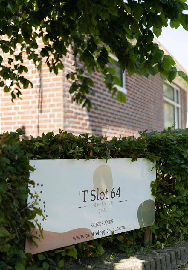 Chambre d’hôte pour 2 personnes, avec Terrasse et Jacuzzi ainsi que Jardin et Sauna dans Hem