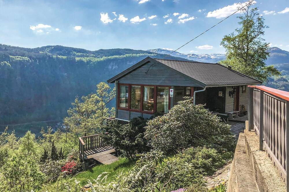 Atemberaubendes Zuhause in Steinstø mit. in Kvam herad