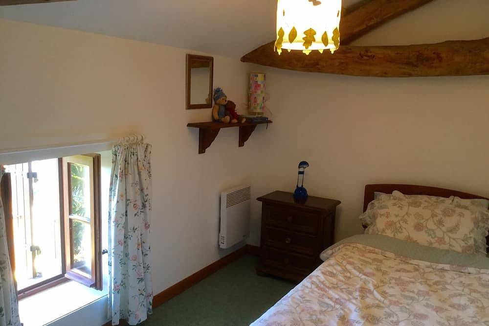 Impresionante casa de piedra y anexo con gran piscina exclusiva.  Duerme 11+ in Saint-Fort-sur-Gironde, Región de Jonzac