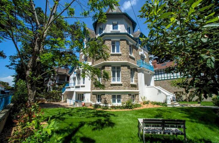 Hôtel, avec Terrasse et Jardin
