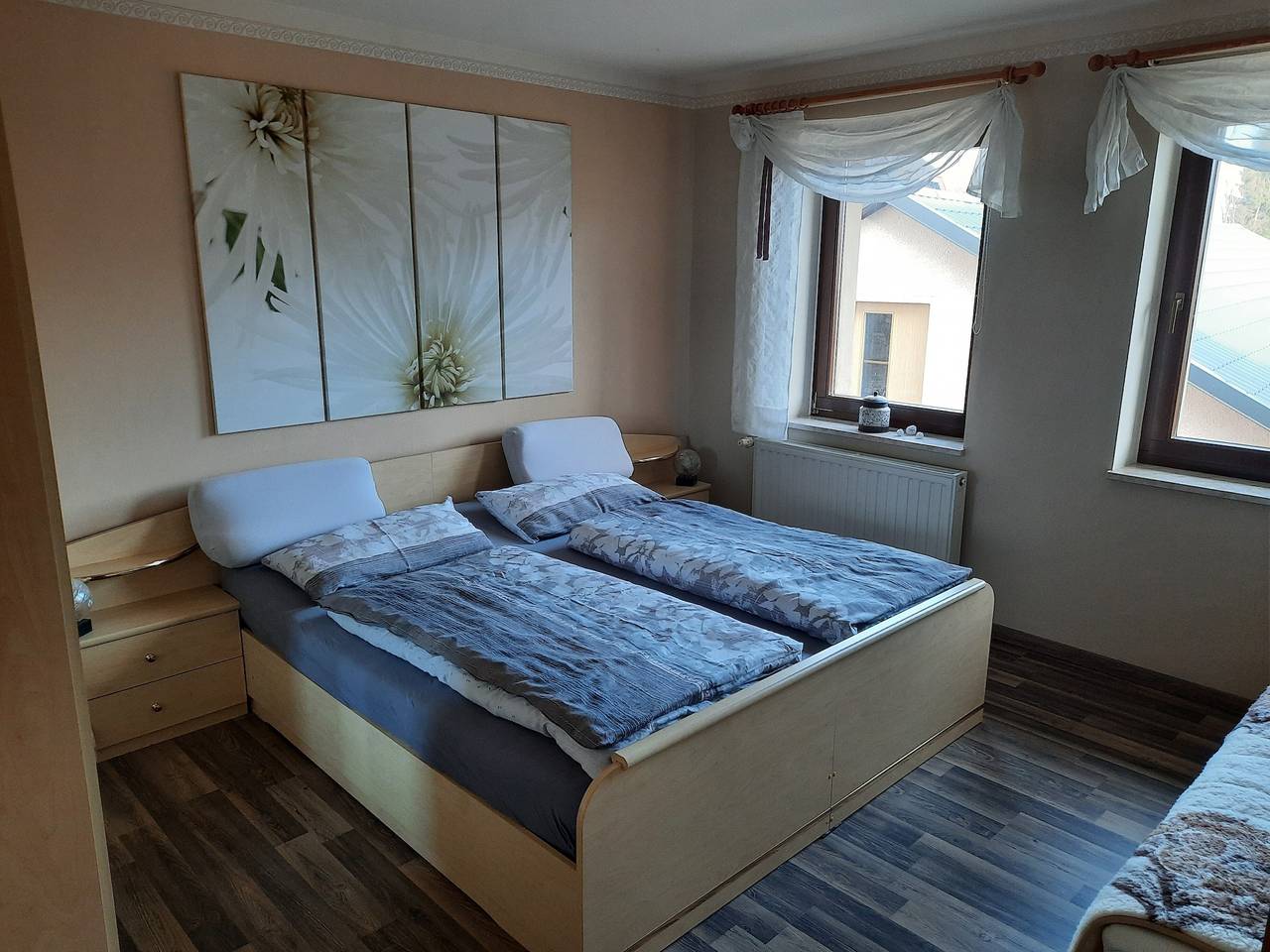 Ganze Wohnung, Ferienwohnung 'Börner' mit Bergblick und Wi-Fi in Frauenstein, Chemnitz und Umgebung