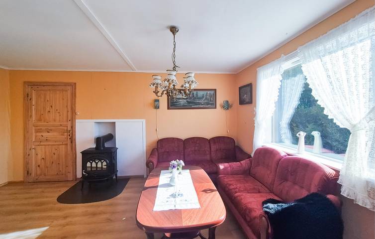 Ferienhaus für 6 Personen mit Garten in Tysnes