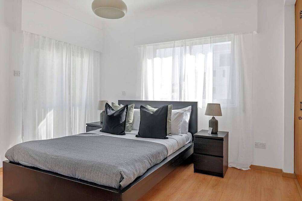 Ganze Wohnung, Phaedrus Living: Romanou Modern City Center Flat in Nikosia, Südzypern