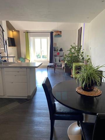 Location de vacances pour 5 personnes, avec terrasse et vue à Sacquenay