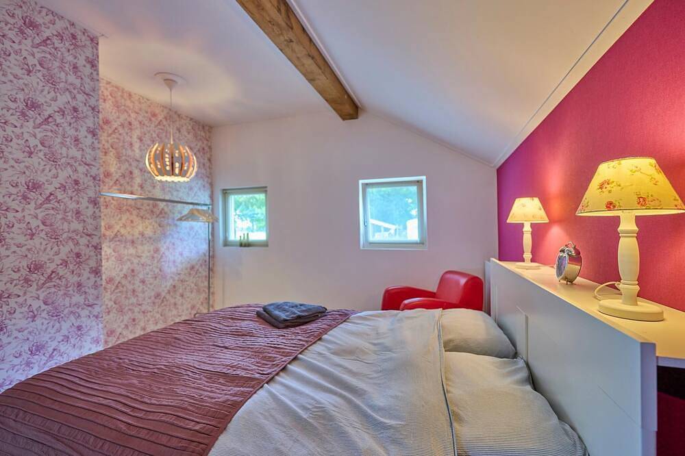 2 vrijstaande vakantiehuizen nabij Haaksbergen in Haaksbergen, Twente