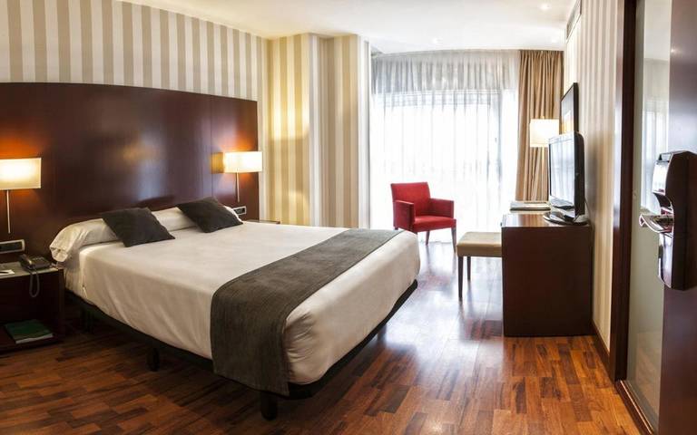 Hôtel pour 10 personnes, animaux acceptés - 1