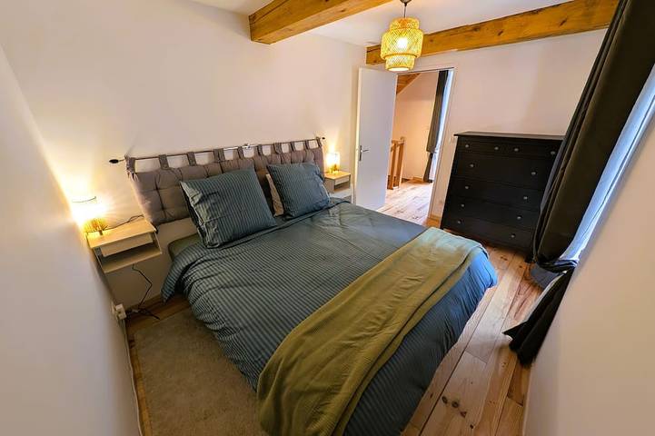A cozy vacation rental with a breathtaking view of the mountains! in Couflens, Parc naturel régional des Pyrénées ariégeoises