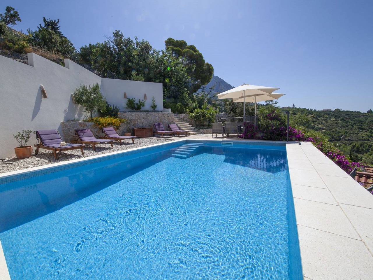 Wunderschöne Steinvilla mit tollem Ausblick in Podgora, Rivera de Makarska