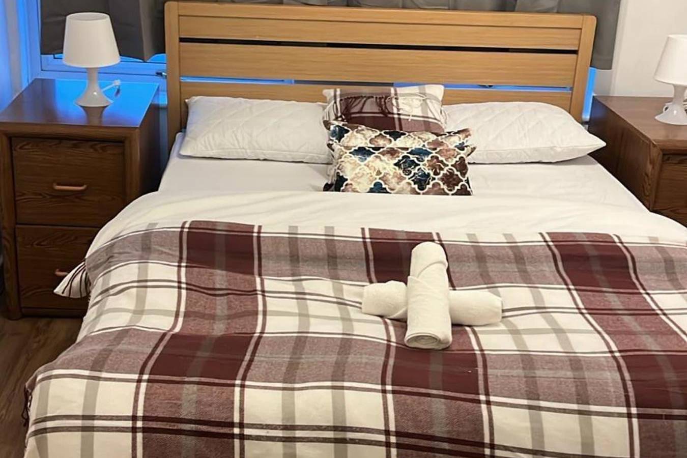 3 Bed House Sleeps 5 - Free Parking - Tv & Wifi in Sheffield, South Yorkshire
