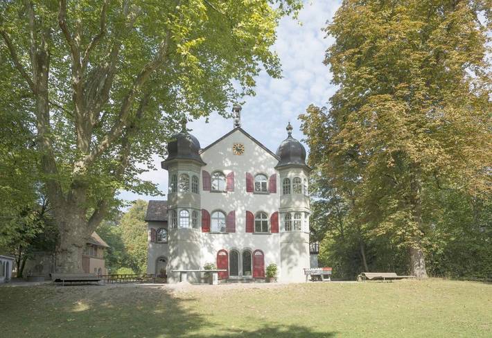 Hostel für 4 Personen, mit Terrasse und Garten