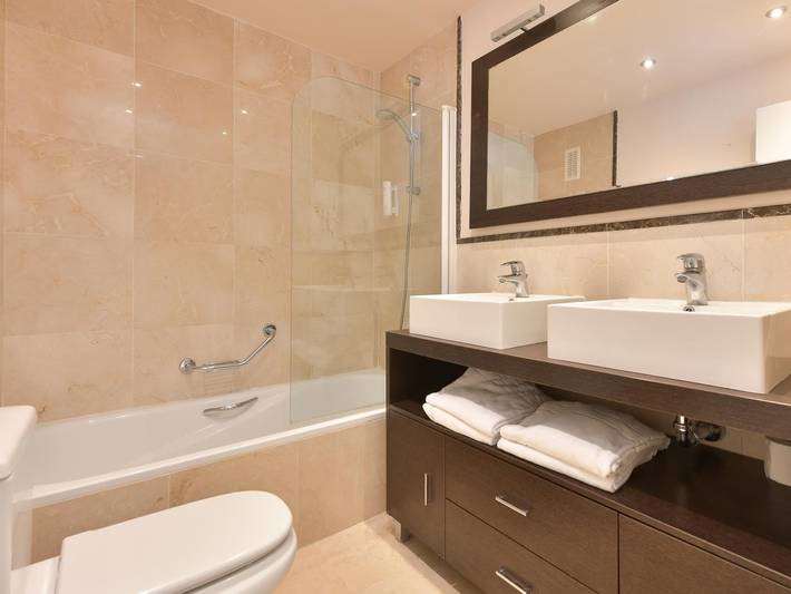 Ferienwohnung für 2 Personen, mit Garten und Pool sowie Balkon und Meerblick in Torrox - 4